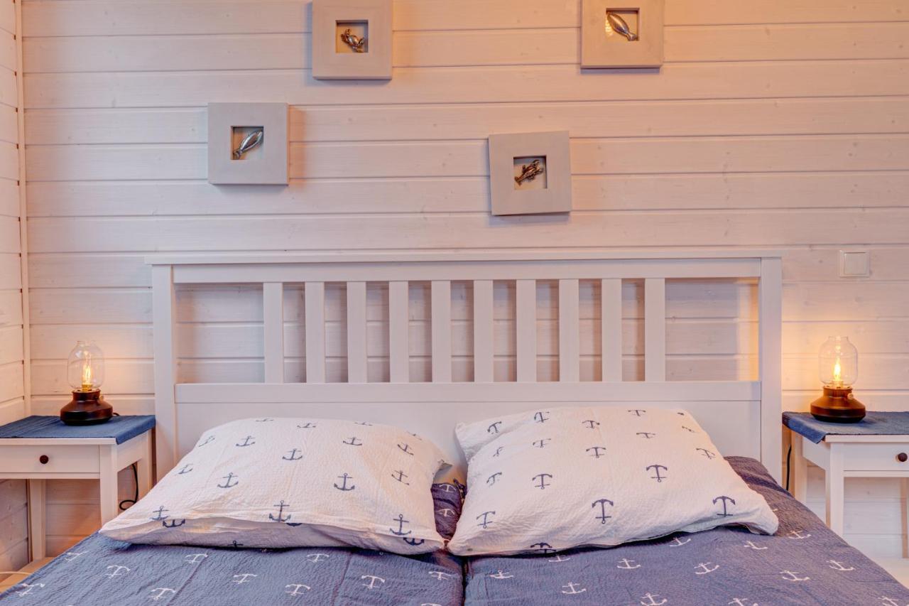 Dom Wakacyjny Baltic Home & Dom Baltic Home Garden Inn Zastan Eksteriør bilde